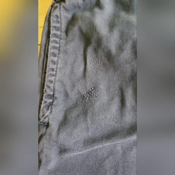 J Crew womens Boyfriend shorts, broken in - Picture 13 of 14